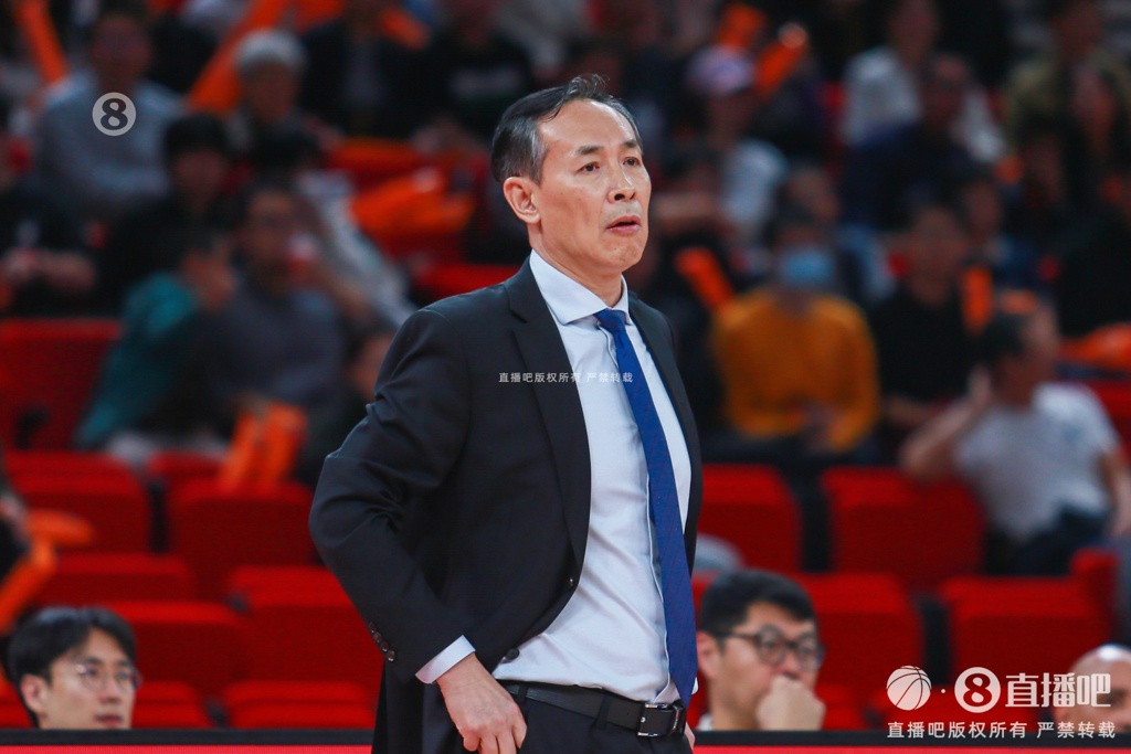 “队伍还有潜能,还会做得更好”——访北京首钢男篮主教练许利民