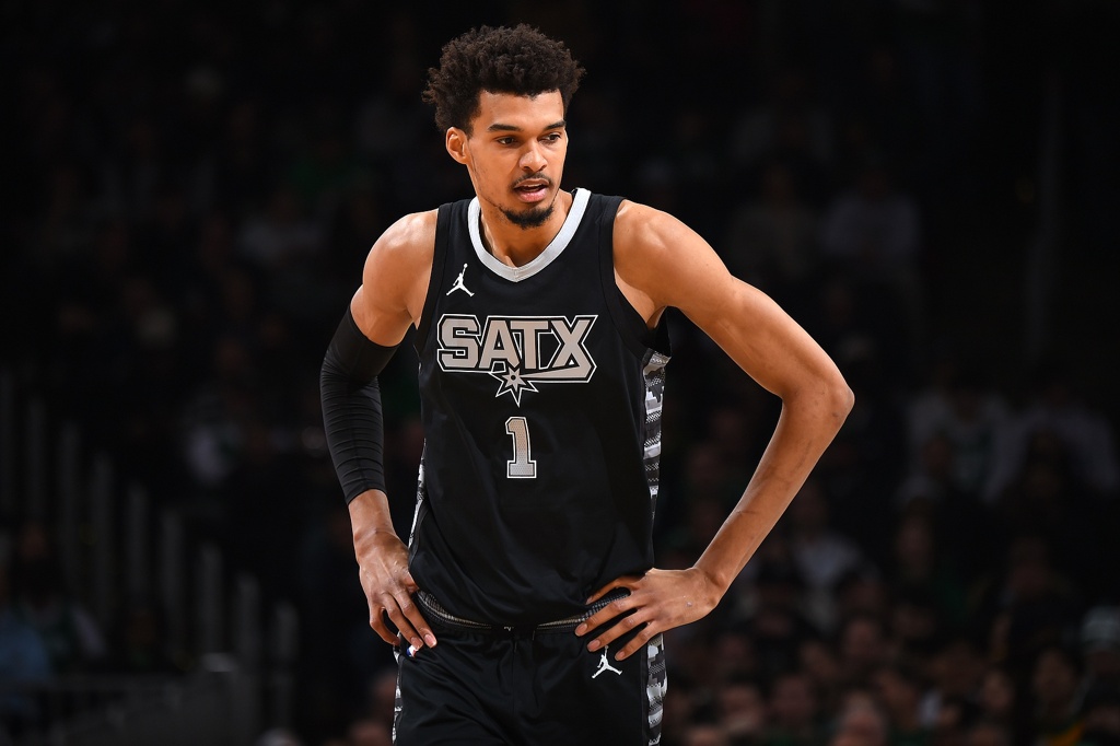 前NBA球员:文班亚马有潜力成为史上最出色的球员 他是独一无二的
